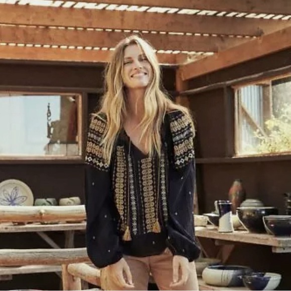 DOEN Wylie Top - Picture 2 of 12